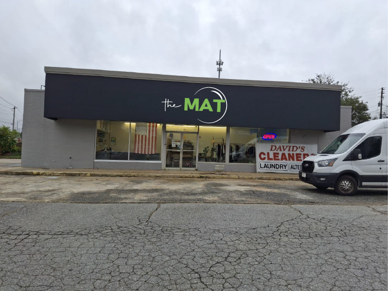 the mat laundromat storefront
